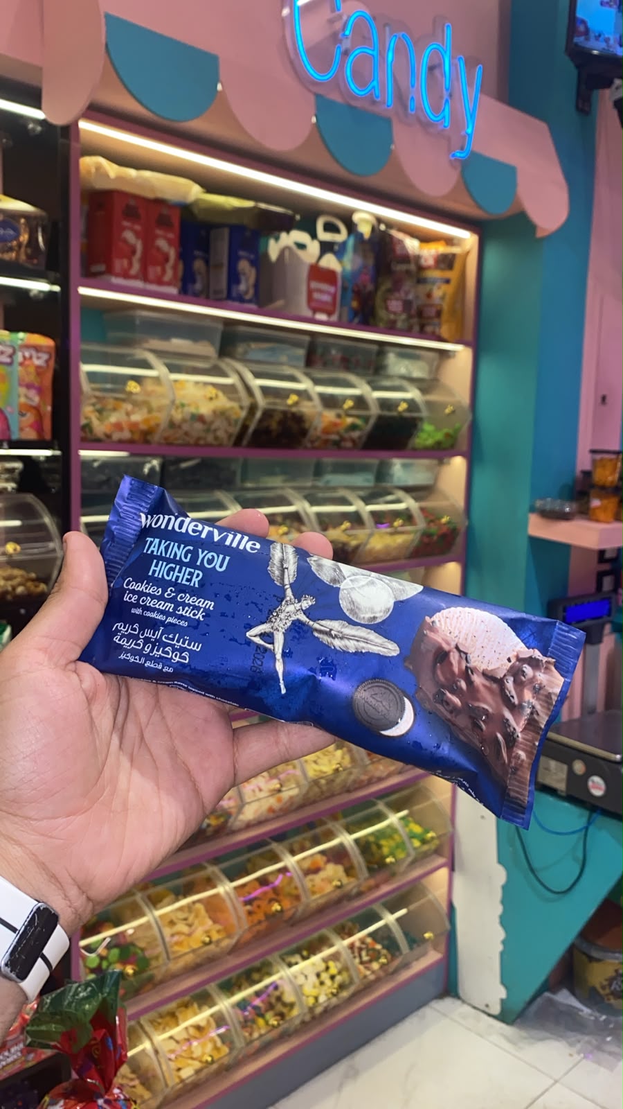 Wonderville Cookies & Cream Ice Cream Stick
