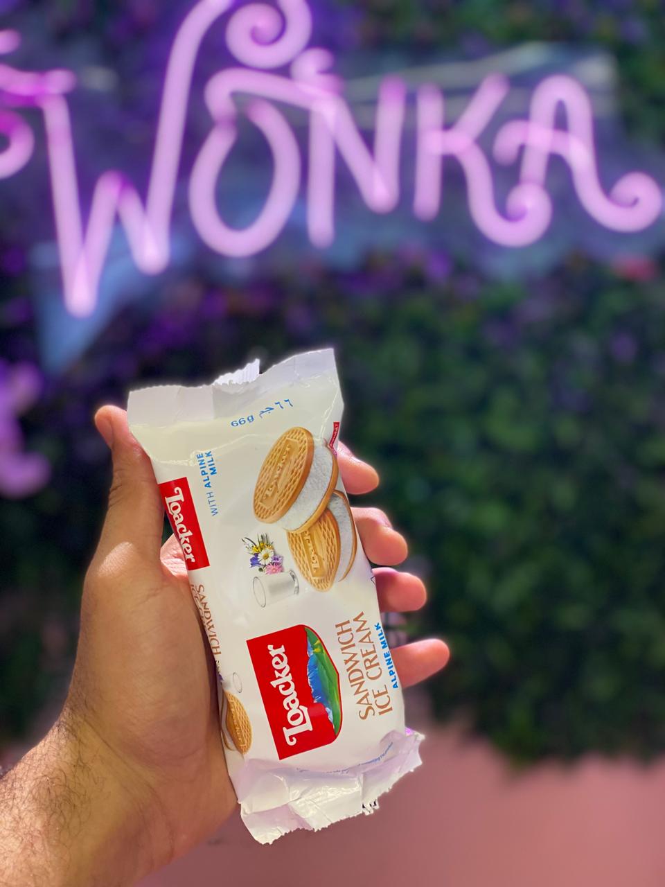 Loacker Sandwich Ice Cream — Alpine Milk (Single)