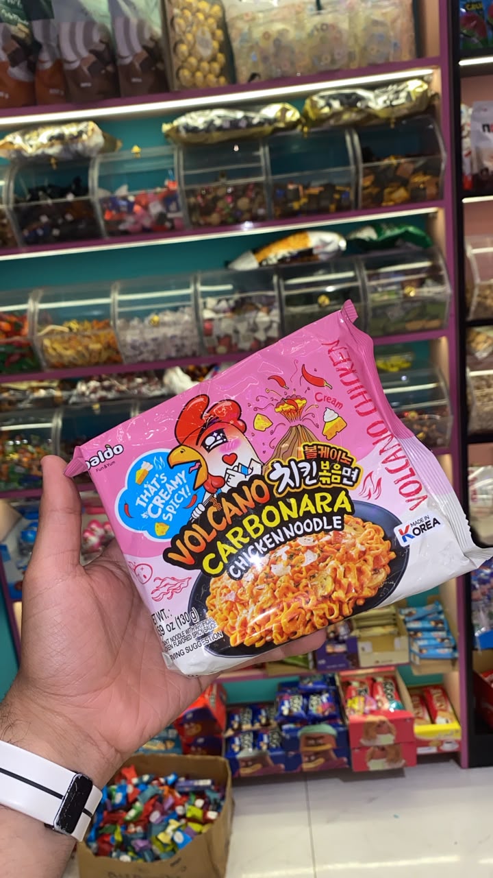 Paldo Volcano Carbonara Chicken Noodle